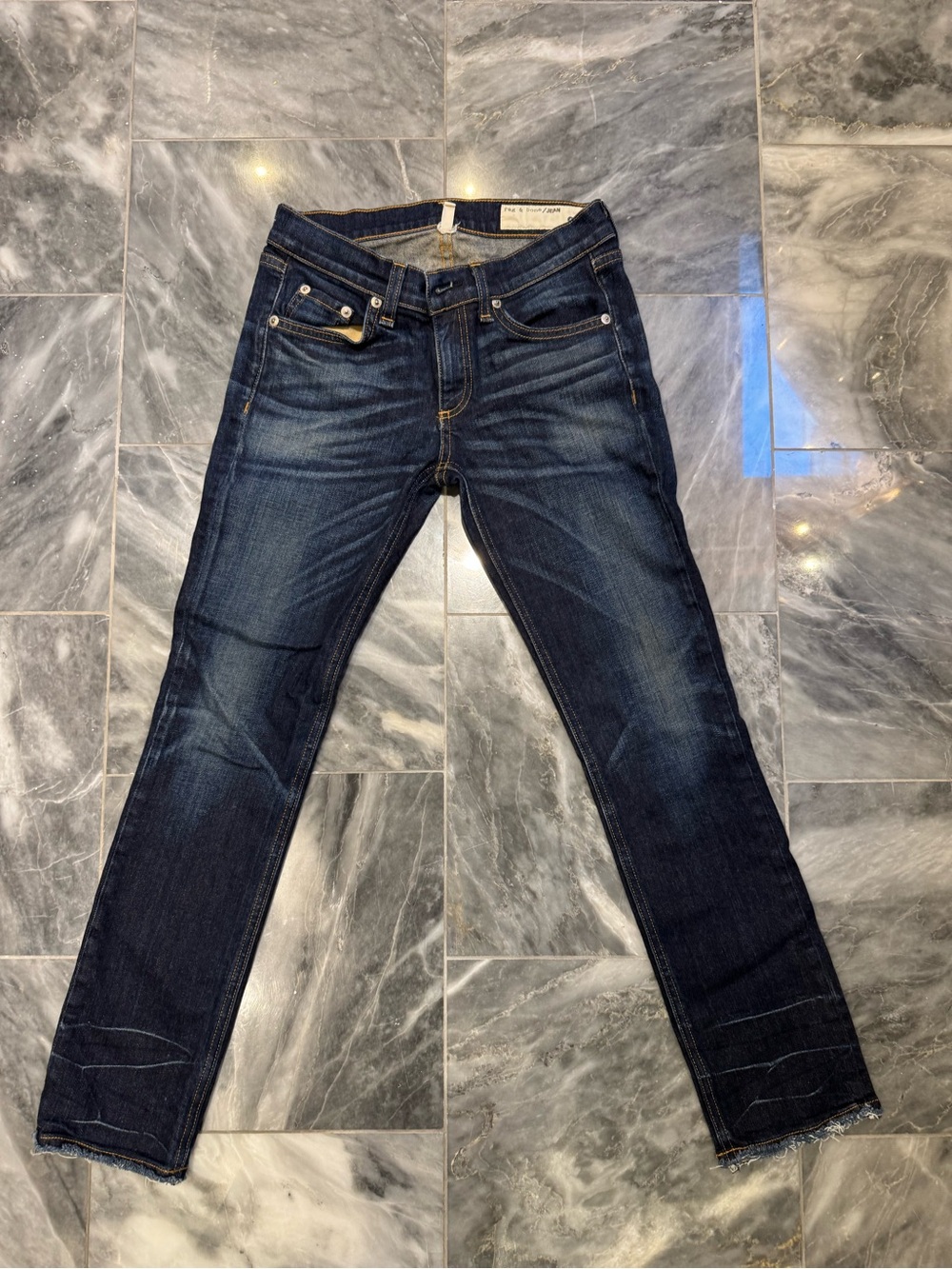 rag & bone size 25 Women's Skinny crop Jeans - Dark Indigo Blue